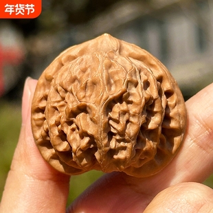 文玩核桃小手捻秋子迷你野生女生盘把玩三棱包浆指间男士苹果园