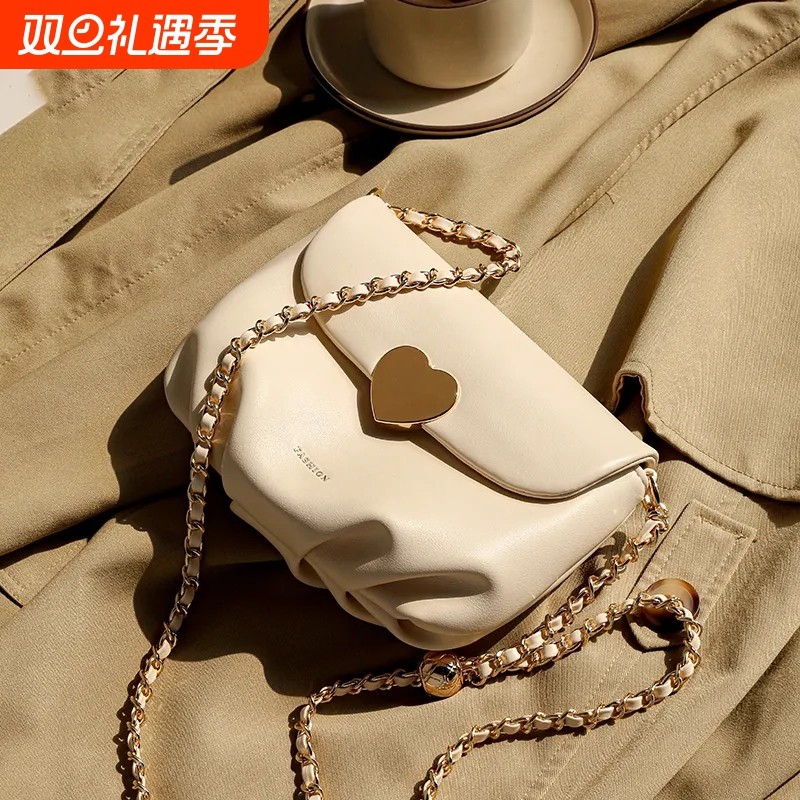 2024新款包包小众原创设计云朵包百搭单肩包时尚斜挎包链条女包