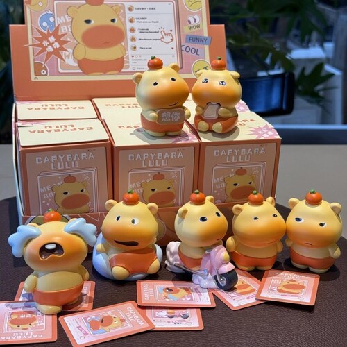 水豚噜噜摆件潮玩盲盒手办玩偶