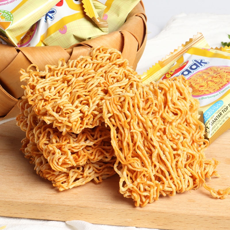 印尼进口小鸡面整盒30袋网红干脆面烧烤点心面零食品