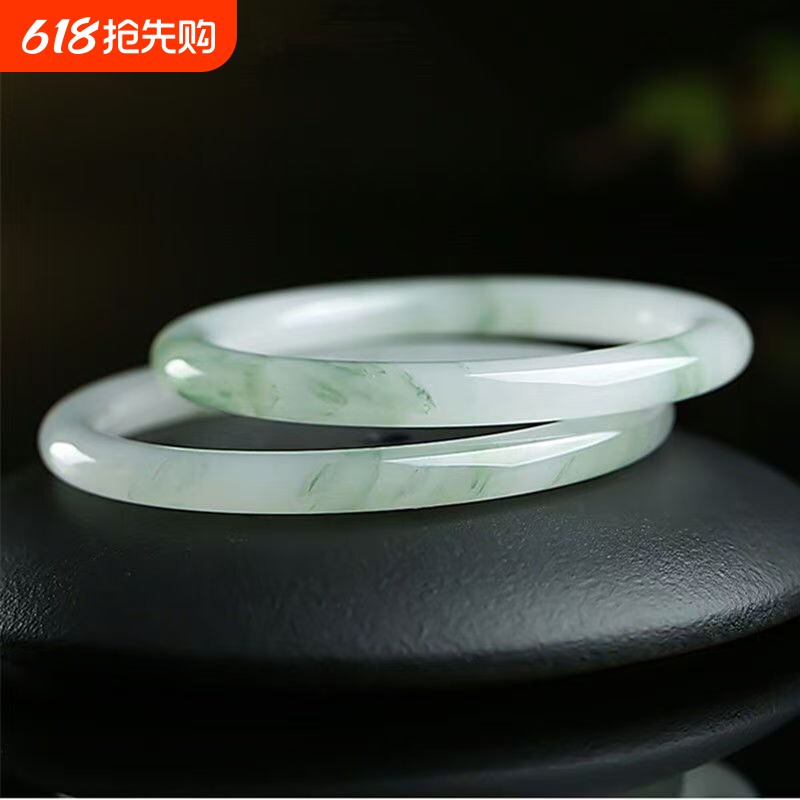 新疆仿天山翠手镯翡翠色圆条玉镯桶珠手串冰种手镯女士首饰品