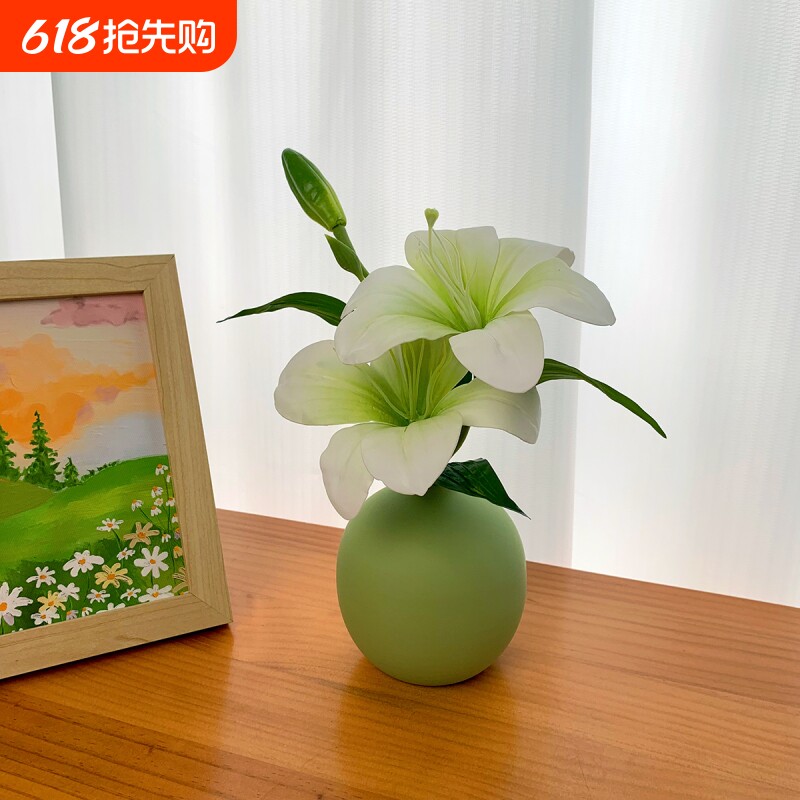 仿真花假花客厅桌面花艺玄关摆件装饰品百合花摆放花卉塑料手感