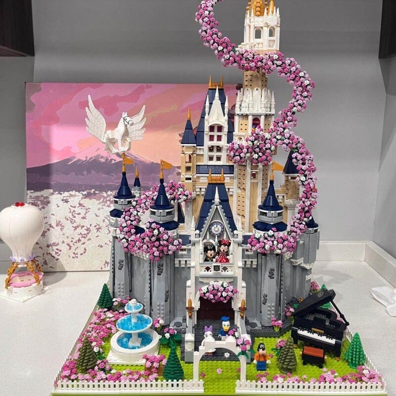 樱花迪士尼城堡积木成人版建筑拼装模型巨大型玩具女生高级感礼物