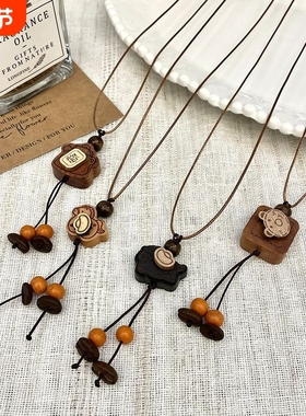 可爱系绳木质小熊吊坠狗狗项链秋冬设计小众百搭配饰毛衣