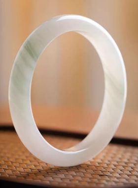 新疆天山翠手镯真玉石镯子翠色飘花送妈妈女友礼物宽条国风好气质