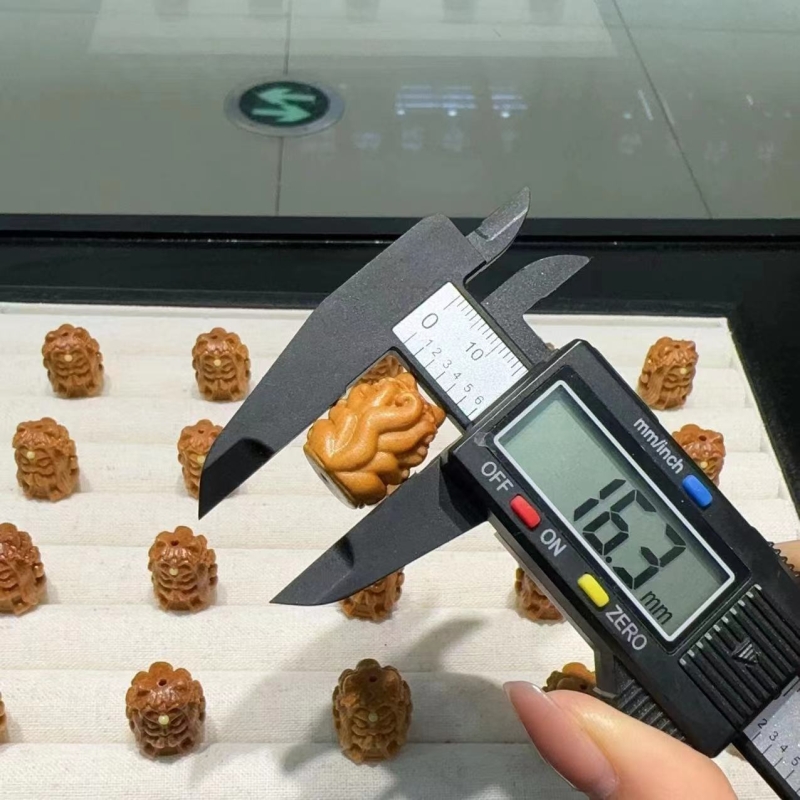 檀木九尾狐散珠手工DIY文玩佛珠饰品配饰手机链手链吊坠包挂项链