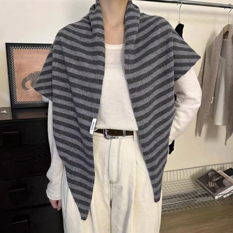 澳洲羊毛wool100%披肩加大秋冬条纹保暖三角巾针织围巾女三角