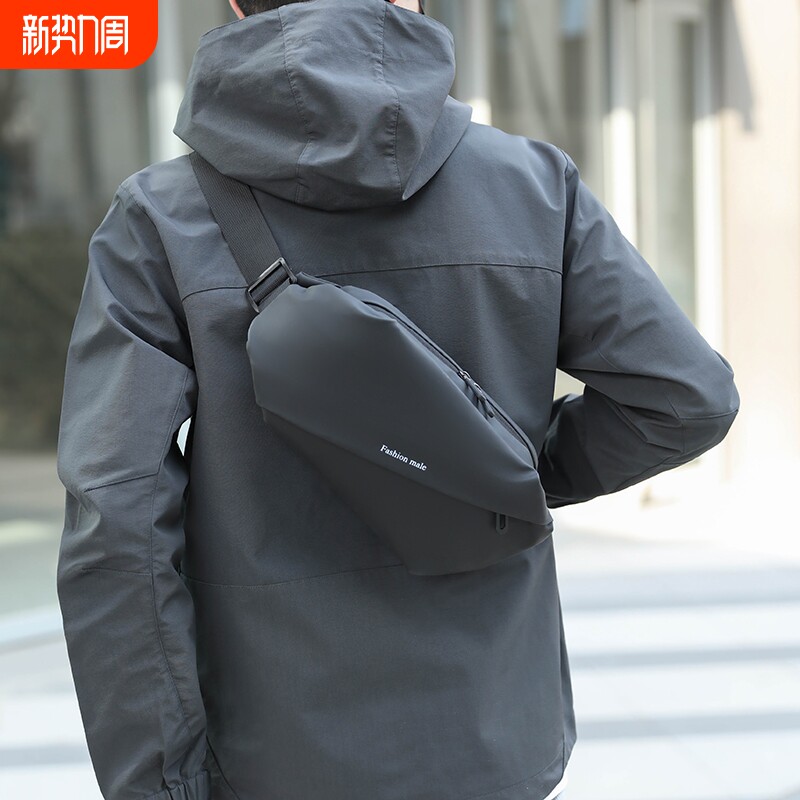 新款斜挎包防水便携小包胸包男挎包ins单肩胸前包腰包大容量男士