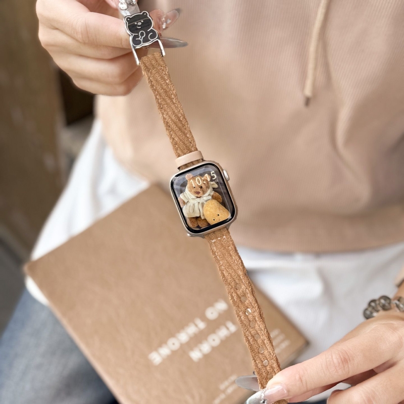 适用苹果手表s11表带毛绒小熊单钉扣可爱iWatch10秋冬氛围棕色9/8男女创意7拼色腕带6/5/4反扣硅胶ultra3/2/1