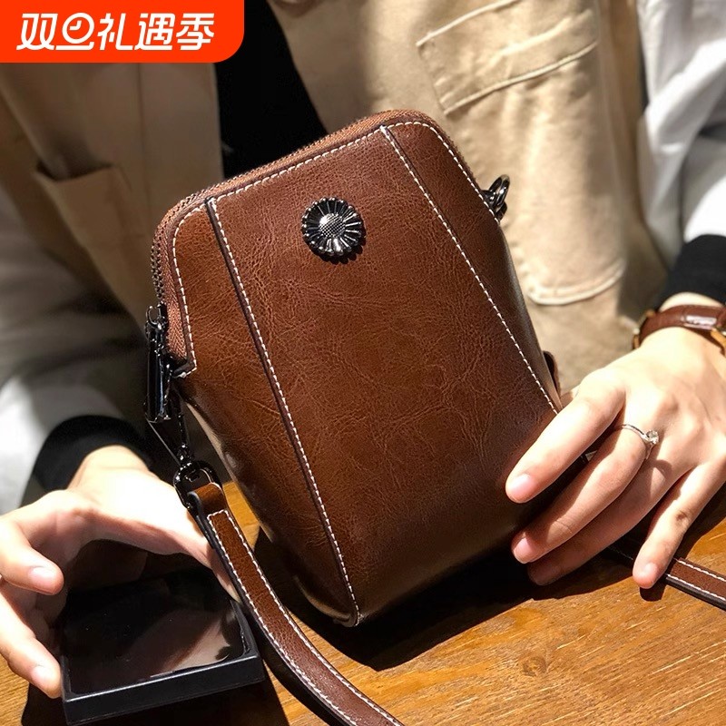 手机包女2025新款斜挎包牛皮小包时尚百搭休闲简约真皮多层单肩包