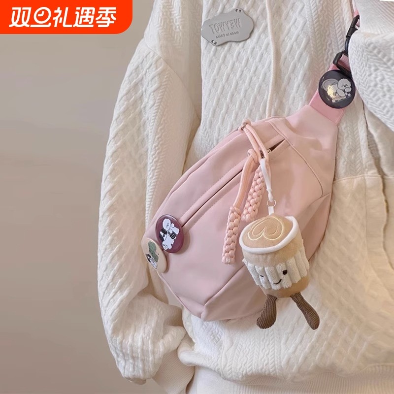 斜挎包女款潮流胸包女生背包腰包运动单肩包女手机ins小挎包胸前