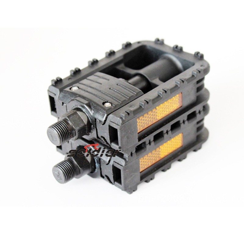 热销自行车塑料脚踏 踏板 折叠车脚蹬 //塑料折叠脚踏S43-1