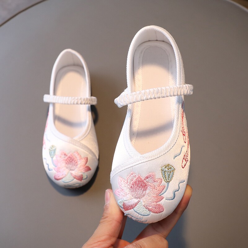 女童绣花鞋儿童汉服鞋古装国风鞋子中国古风唐装鞋老北京刺绣布鞋