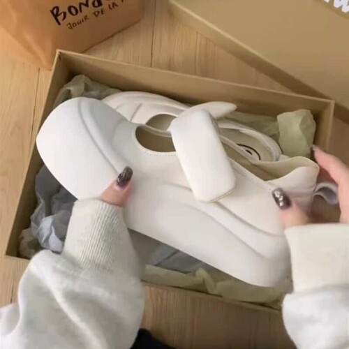 意尔康心选厚底玛丽珍鞋2