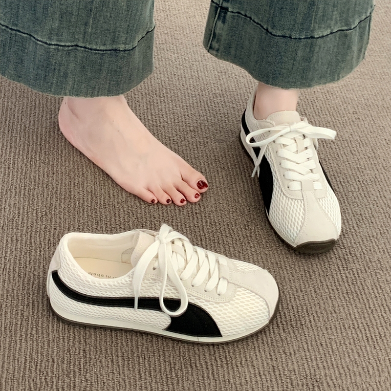 小白鞋女款2025新款秋季百搭阿甘德训鞋爆款运动鞋子女鞋平底红色