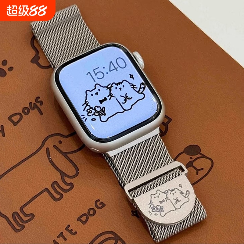 适用applewatch表带iwatch10代米兰尼斯夏天插图可爱小猫透气s8磁吸苹果手表s9高级金属女不锈钢黑色银色猫咪