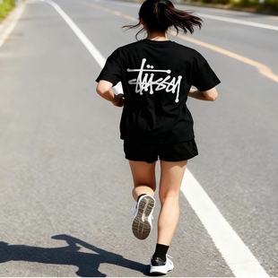 2025新款童装STU基础款字母打底衫短袖男经典宽松T恤女情侣装潮牌