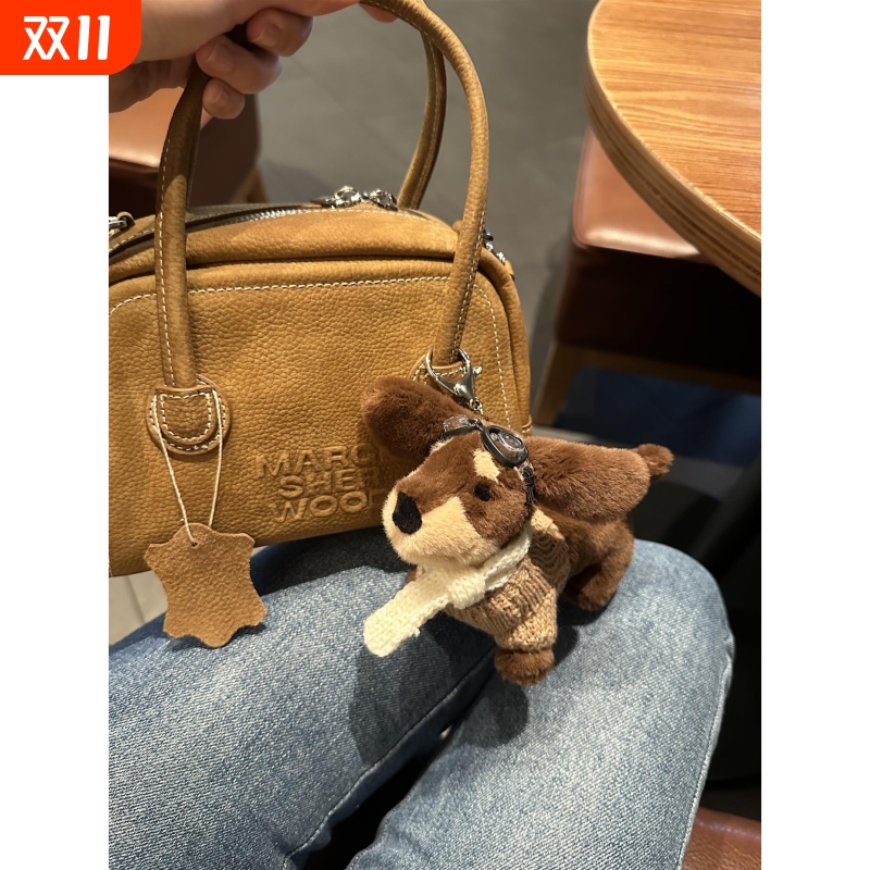 日本代购正版可爱腊肠狗毛绒挂件包包挂饰卡通小狗钥匙扣创意礼物