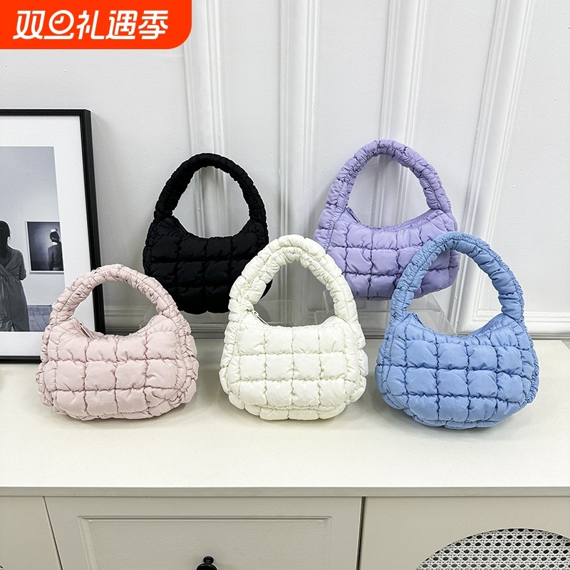 跨境新款云朵包褶皱饺子包泡芙羽绒包百搭轻质手提单肩腋下女包