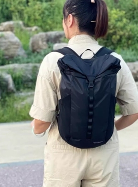 户外登山徒步健身超轻便轻量化薄款折叠双肩包20L红色黑色