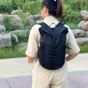 户外登山徒步健身超轻便轻量化薄款 折叠双肩包20L红色黑色