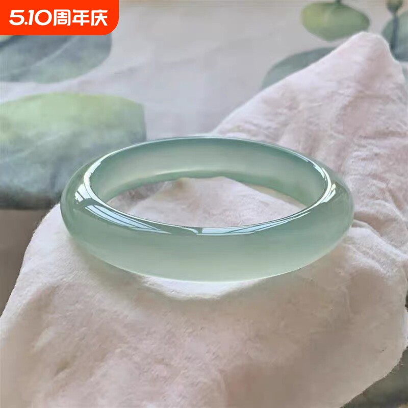 天然玛瑙手镯女冰种玉髓油青白月光镯子正圈祖母绿冰透情人节送礼