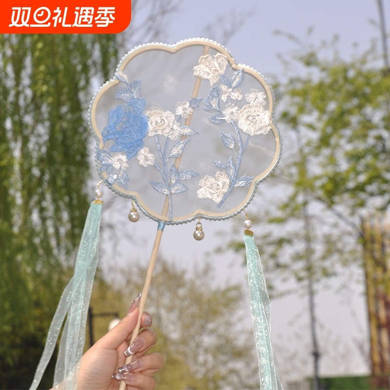 中国风复古刺绣团扇舞蹈扇古典舞表演扇子汉服搭配拍照长柄团扇子