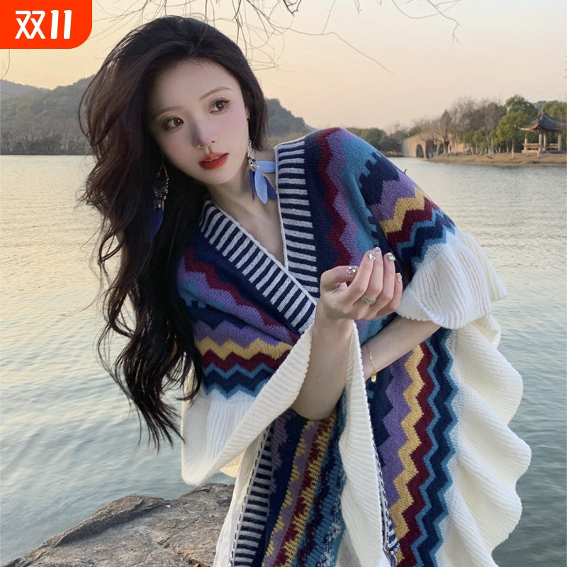 波西米亚风蓝色旅游披肩女外搭高级氛围感云南丽江民族风披风斗篷