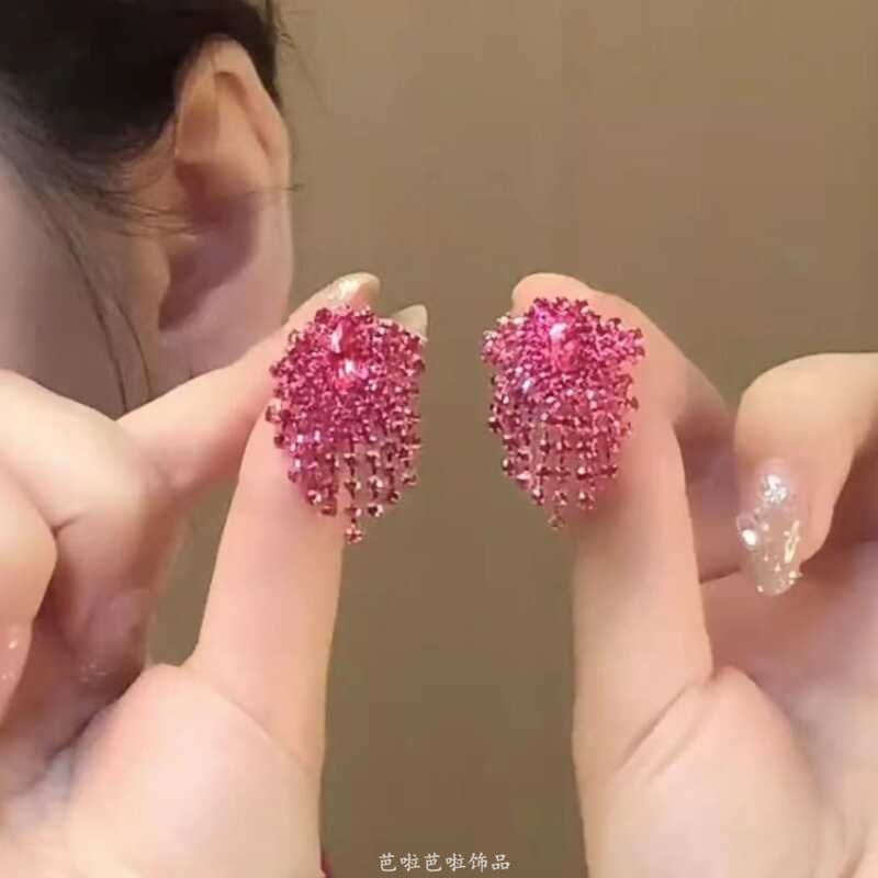 欧美时尚紫红色闪亮满钻短款流苏耳环女耳夹高级感轻奢气质耳饰品