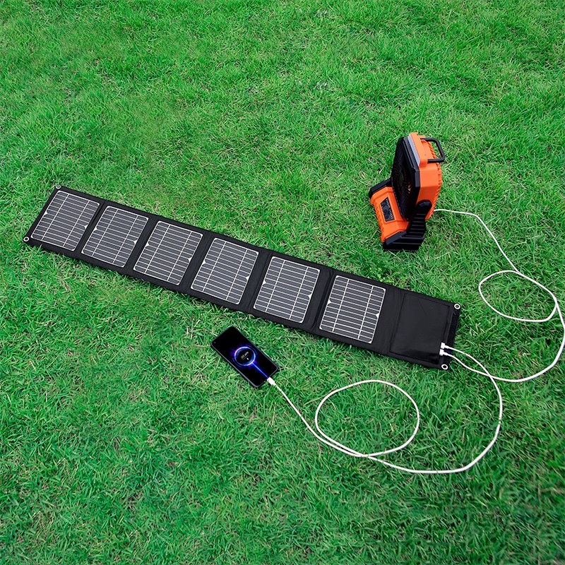 12V便携折叠太阳能充电板