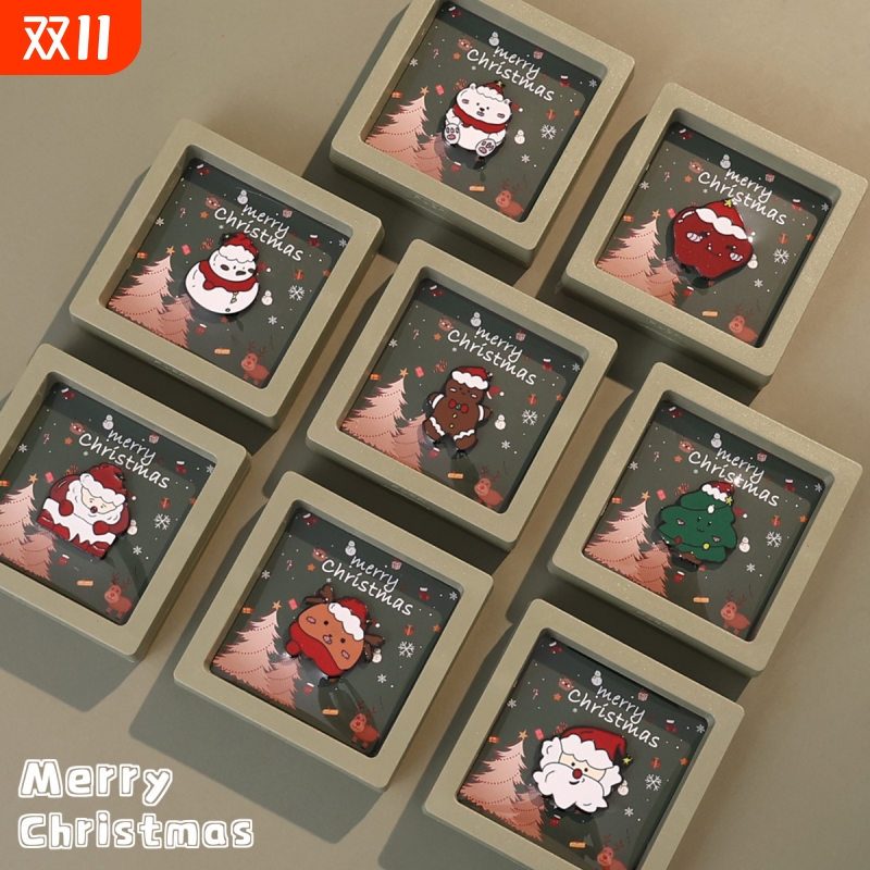 圣诞节礼品盒装胸针圣诞老人雪人麋鹿衣服包包挂件同学送礼同事