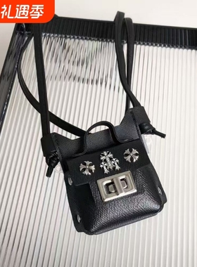 黑色长款皮革包包十字架项链女时尚个性放耳机口红挂脖斜挎毛衣链