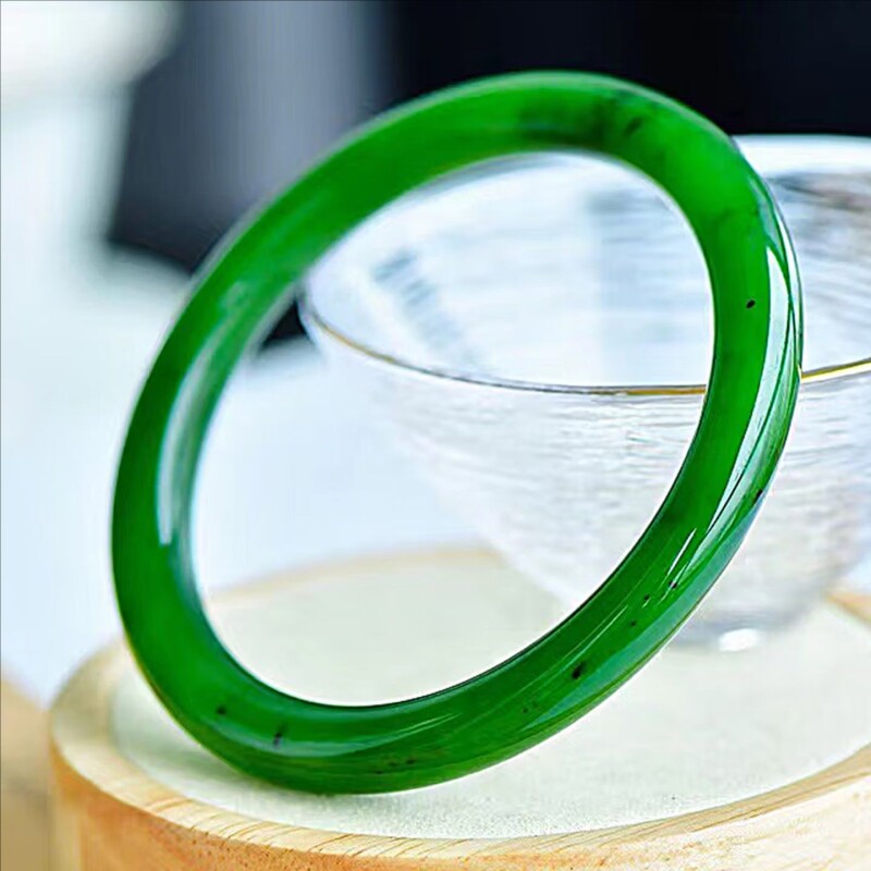 正品新疆和田碧玉手镯细圆条俄料玉镯子国风送妈妈女友气质带证书