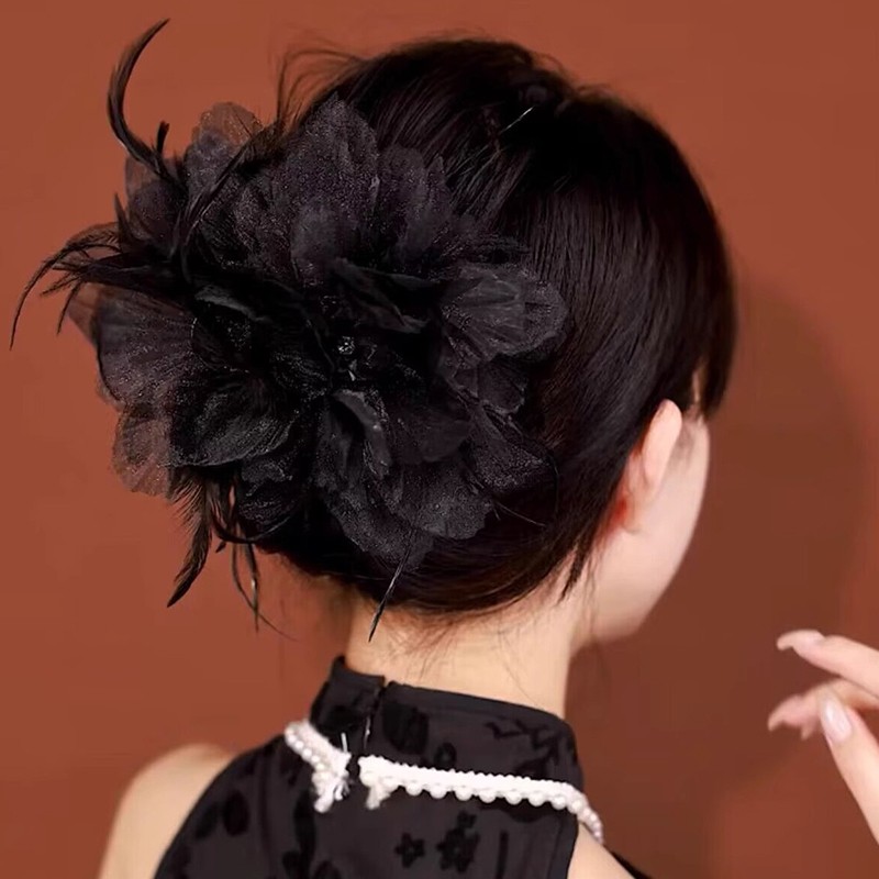黑色羽毛抓夹发夹新款女2024头花发高级感夹子鲨鱼夹花朵量多
