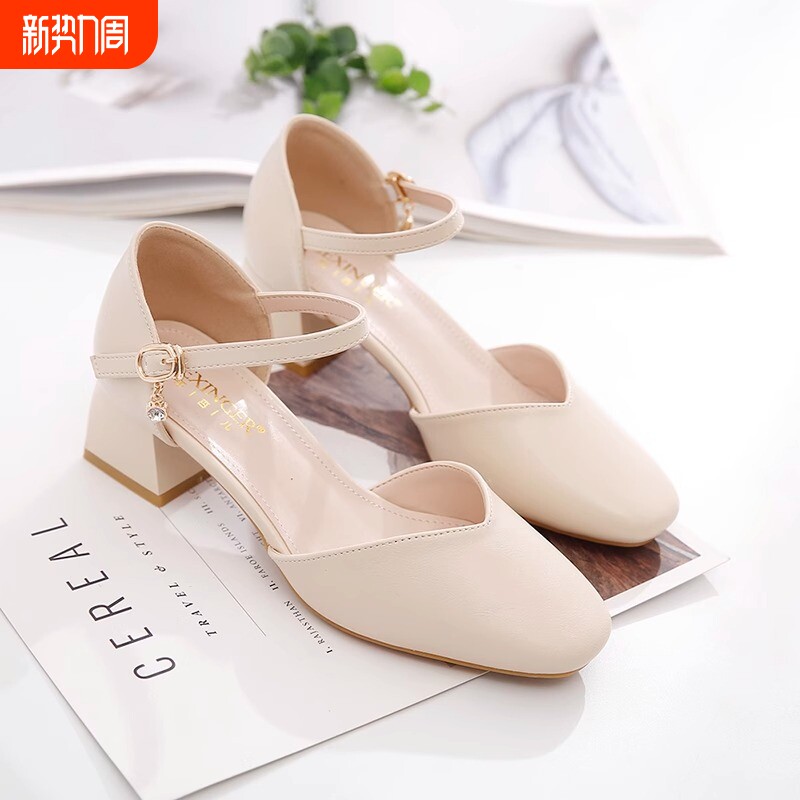 新款半包头凉鞋女仙女风2026年春夏粗跟中空单鞋百搭一字中跟白色