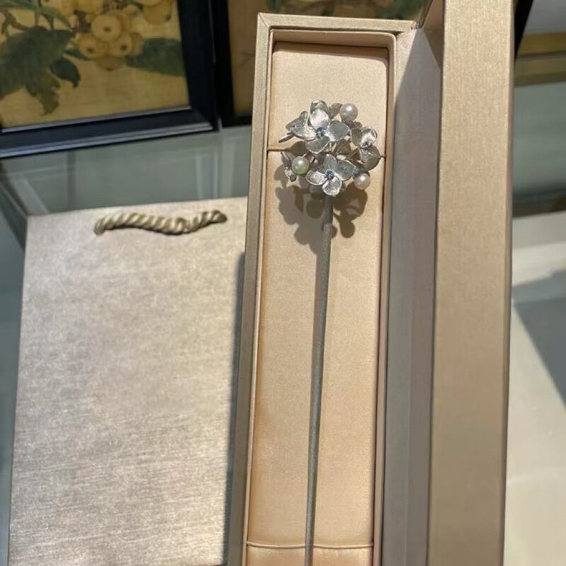 拉丝绣球花发簪小众发簪女新中式发簪古风高级感精致气质独特设计