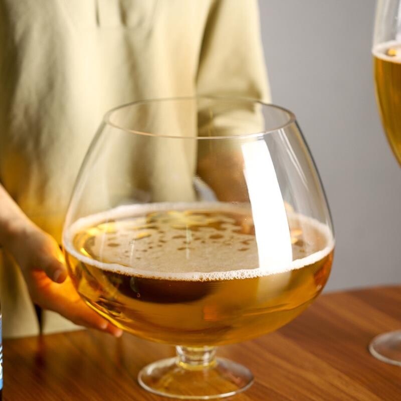 创意啤酒杯醒酒杯网红大容量扎啤杯高脚杯红酒杯英雄杯鱼缸