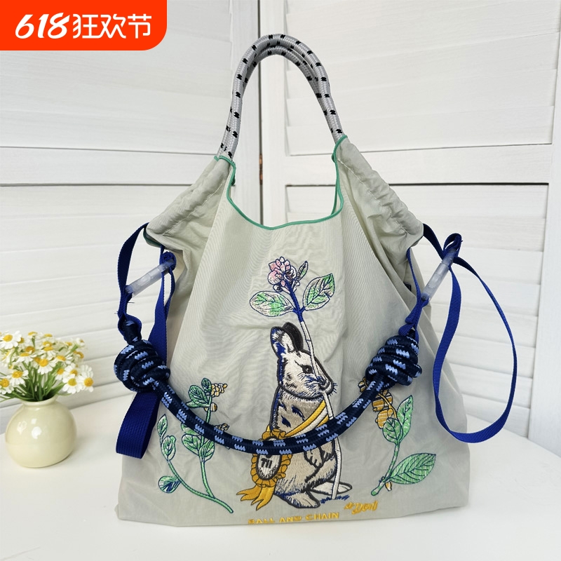 高圆圆同款胸章兔ball chain环保购物袋尼龙防水手提袋单肩