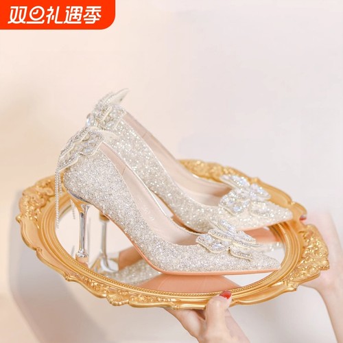 订婚银色婚鞋女法式绝美新娘鞋18岁成人礼水钻尖头高跟鞋细跟婚礼