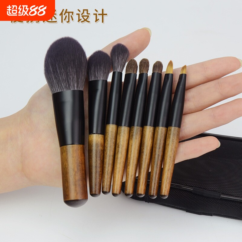 批发 沧州迷你8支便携化妆刷套装全套美妆工具旅行装软动物毛套刷