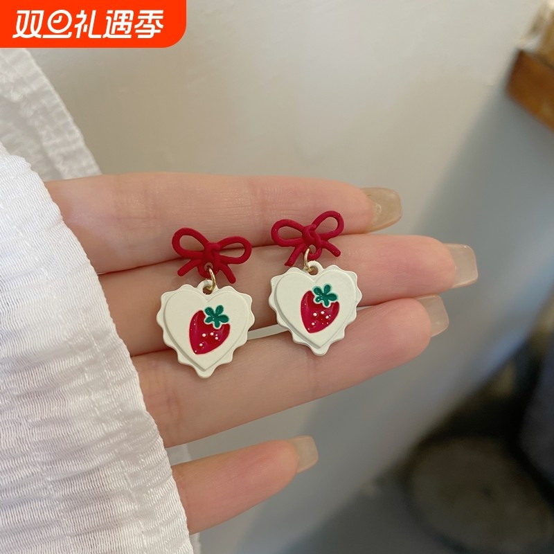 夏季爱心草莓耳环2021年新款潮蝴蝶结耳饰女耳夹无耳洞气质耳钉