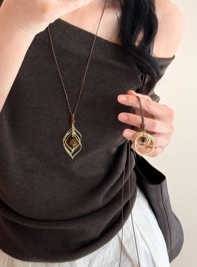 美拉德金色虎眼石长款吊坠项链女款秋冬轻奢高级感毛衣链装饰配饰