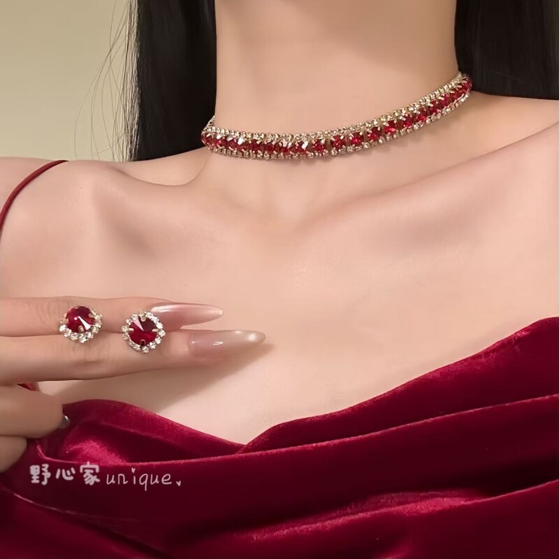 【醉人朱樱】爆闪红色项链精致高级感锁骨链耳钉套装晚宴配饰项链