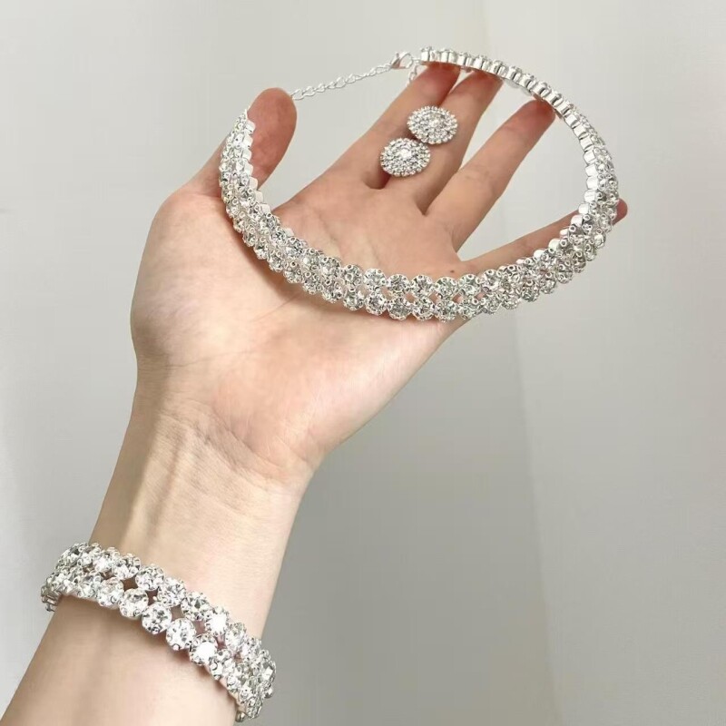 双层千金气质爆闪项圈轻奢时尚晚礼服套装新娘锁骨配饰耳钉项链