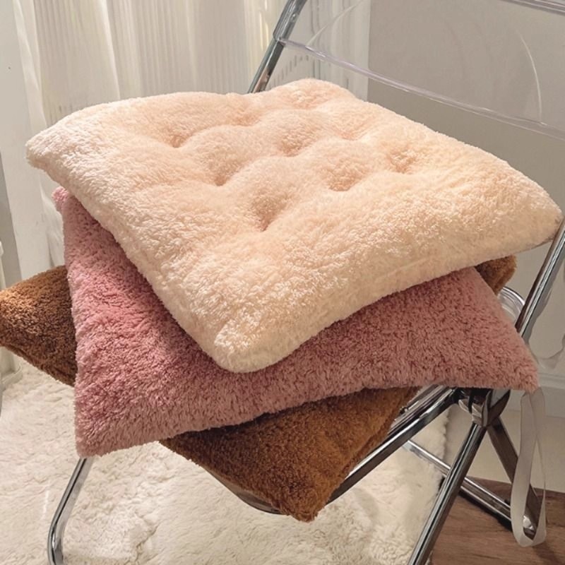 毛绒坐垫屁垫办公室久坐宿舍加厚餐椅子座垫大学生教室屁股垫子