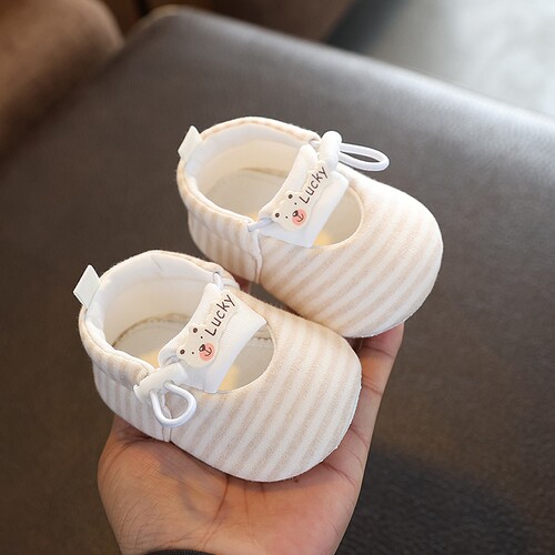 春秋季初生宝宝软底婴儿鞋