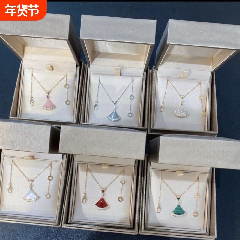 小裙子项链白贝母女小扇子玛瑙轻奢礼物高级感扇形母贝精致玫瑰金