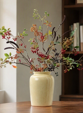 创意奶绿色陶瓷花瓶现代简约水养鲜花干花家居电视柜公司装饰摆件