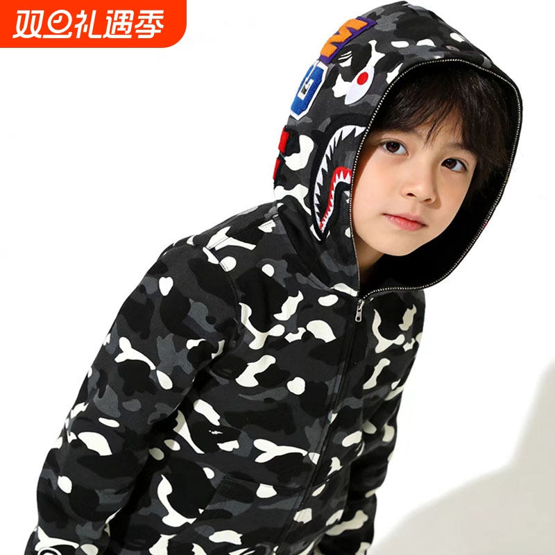 2025潮牌童装男女款鲨鱼卫衣拉链连帽衫嘻哈宽松春秋外套迷彩红色