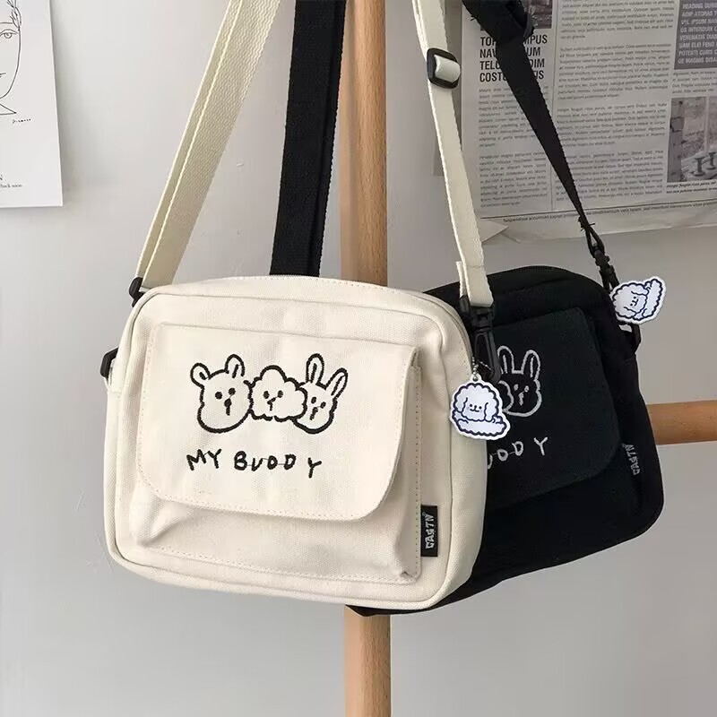 百搭可爱小包包帆布包女斜挎包日系韩版运动学生手机包单肩简约风